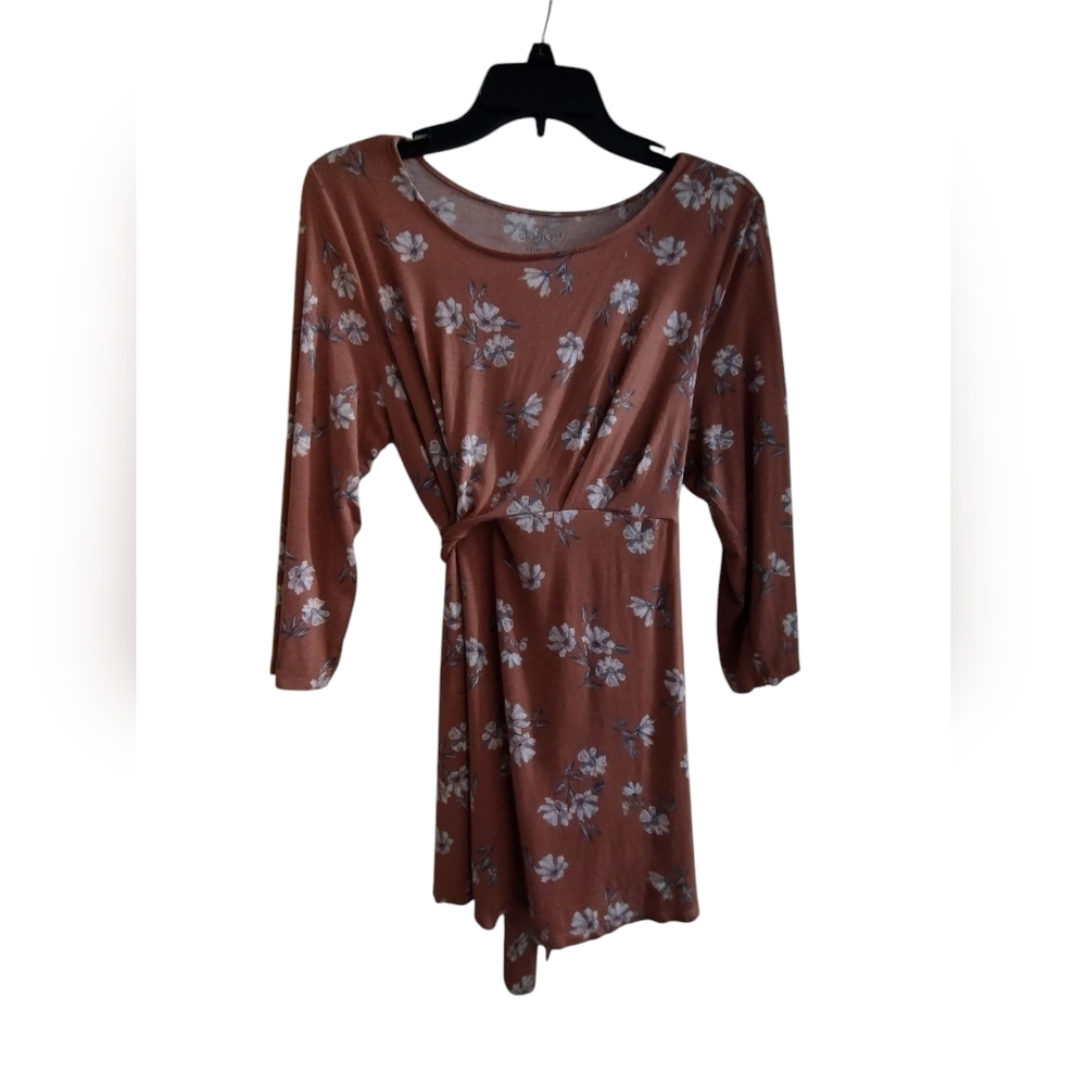 a:glow Floral Maternity Pullover Shirt with 3/4 Sleeves Large